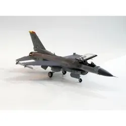 1:72 US F-16CJ Fighting Falcon