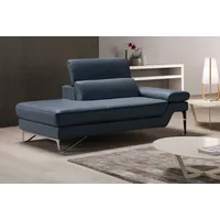 Ottomane EGOITALIANO "Princess, elegantes Designsofa mit erstklassigem Sitzkomfort", grau (smoke), B:177cm H:95cm T:108cm, Leder »BULL« (echtes Rindsleder). Geschliffenes, pigmentiertes und behandeltes Rindsleder mit einer Dicke von 1, 3-1, 5 mm. Dieses Leder zeigt eine ziemlich weiche Hand mit einem halb undurchsichtigen Aussehen. Es handelt sich um ein geschütztes Leder. Eine leichte Deckschicht schützt sie vor Flecken, ohne ihre ursprünglichen Eigenschaften zu verändern. Die geschützten Leder kombinieren die Vorteile von Natürlichkeit und Weichheit mit einer guten Beständigkeit gegen Verschleiß und Ausbleichen. Das Vorhandensein der charakteristischen Zeichen, die das Leben des Tieres bestimmen, wie Narben, Körnungsunterschiede, Falten, Adern, Disharmonien in Farbtönen, beweisen ihre absolute Echtheit und großen Wert., Sofas, Ottomane, inkl. verstellbarem Kopfteil und edle Designmetallfüße