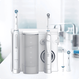 Oral B Oral-B iO Series 4 Oral Health Center + OxyJet