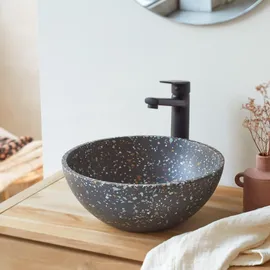 Tikamoon Rundes Waschbecken Micha aus Terrazzo Confetti