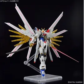 BANDAI SPIRITS Bandai HGCE 1:144, Mighty Strike Freedom Gundam