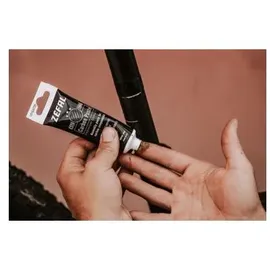 Zéfal Carbon Paste Montagepaste für Fahrradteile schwarz 50 ml