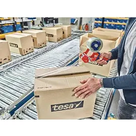 Tesa Packband ECO Ultra Strong ecoLogo & transparentes Kunststoff-Packband mit extra starker Haftkraft - umweltfreundliches Klebeband, lösemittelfrei hergestellt - 66 m x 50 mm