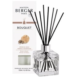 MAISON BERGER PARIS Diffuser Cube Stäbchenduft Zedernholz aus dem Libanon inkl. 125 ml Duft mit Duftstäbchen weiß