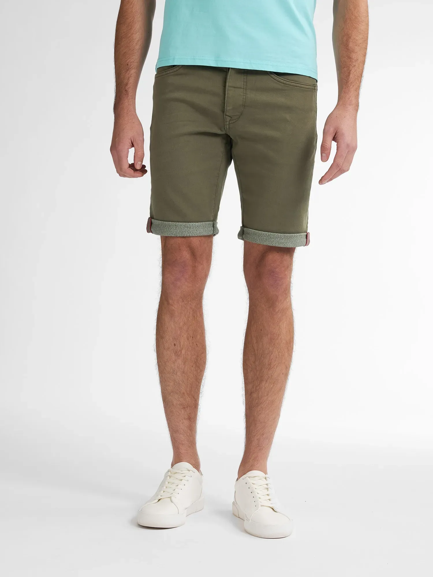 Jeansshorts PETROL INDUSTRIES, Herren, Gr. L (40), N-Gr, dusty army, Denim/Jeans, Obermaterial: 72% Baumwolle, 27% Polyester, 1% Elasthan, slim fit kniefrei, Jeans Jeansshorts, Sommerhose im Five-Pocket Style