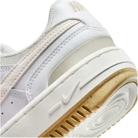 Nike Gamma Force Damen White/Light Bone/Sanddrift/Phantom 44,5