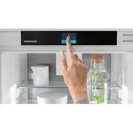 Liebherr FNc 527i Weiß