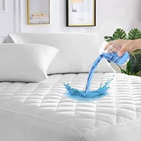 Casabella Gesteppter wasserdichter Matratzenschoner für Kingsize-Betten, Hotelqualität, extra tief, gesteppt, wasserdicht, saugfähig, atmungsaktiv, voll ausgestattetes Kingsize-Bett, 150 x 200 cm