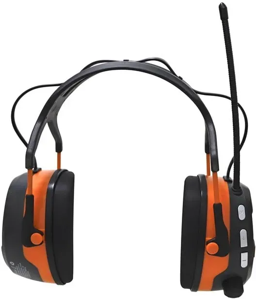 Hearing protection with Bluetooth and DAB/FM radio