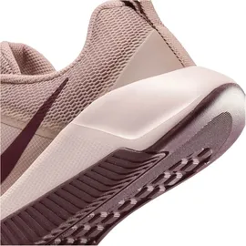 Nike MC Trainer 3 Fitnessschuhe Damen 200 - malt/burgundy crush-silt red 42.5