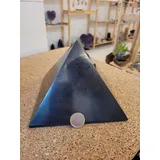 Pyramide aus Schungit 15cm