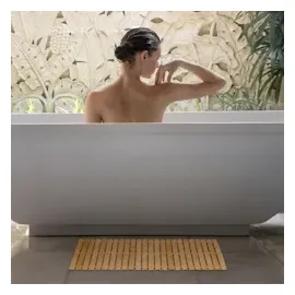 Relaxdays Badvorleger aus Bambus Braun 60 x 40 cm