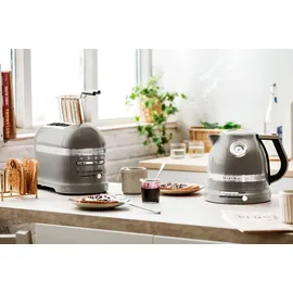 KitchenAid Artisan Toaster 5KMT2204 inkl. Brötchenaufsatz + Sandwichzange gusseisen schwarz