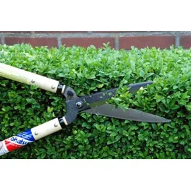 Okatsune Heckenschere Okatsune 217 mit 30 cm Griff und 17,5 cm Klinge