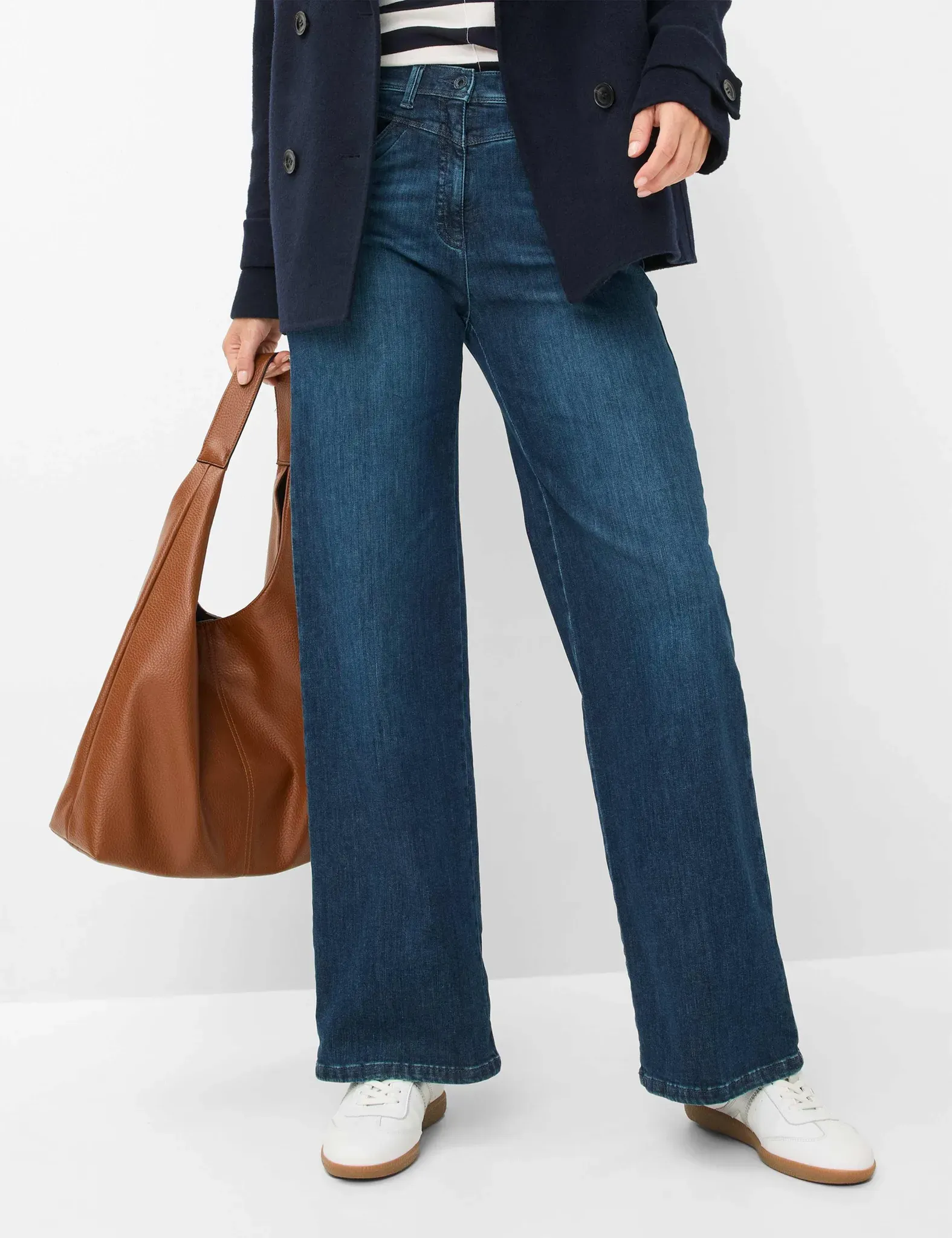 Raphaela by Brax Damen Palazzohose Style LAURA FLARED STONED USING & BUFFIES, denim blau, Gr. 44K