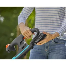 Gardena EasyCut 40/18V P4A inkl. 1 x 2,0 Ah 14733-20