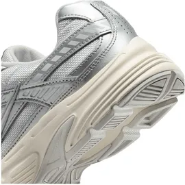 Nike Initiator Damen Vast Grey / Metallic Silver / Pale Ivory / Pink Foam 37,5