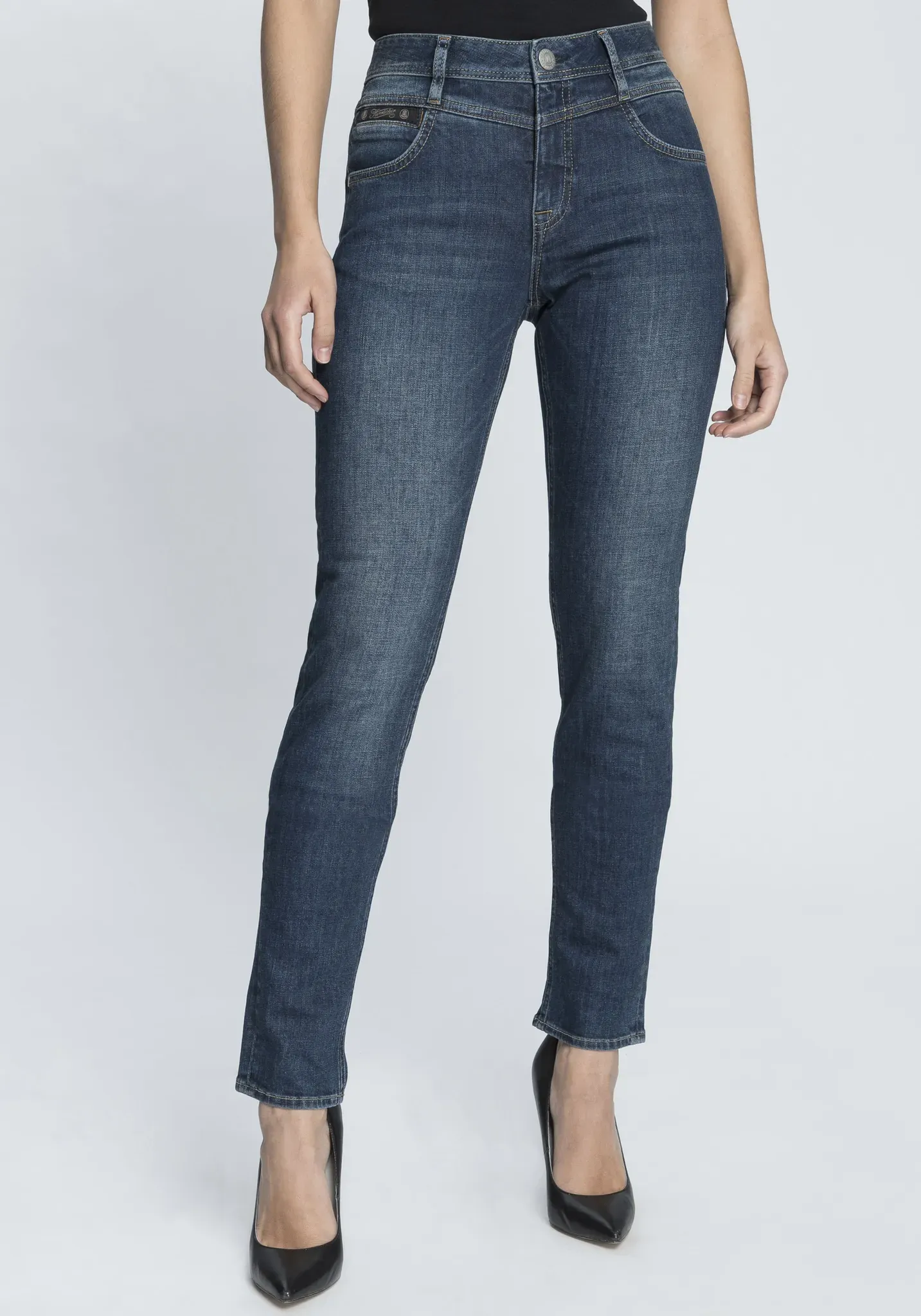 Herrlicher Slim-fit-Jeans »PEPPY SLIM RECYCLED DENIM«, Normal Waist Recycled Polyester Herrlicher used 034 28