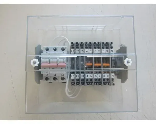 Terminal for power measurement