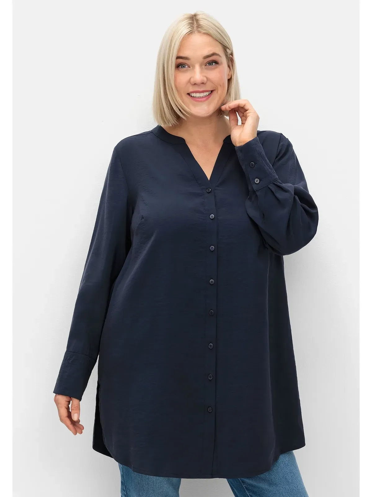 Longbluse SHEEGO "Große Größen" Gr. 54, blau (marine) Damen Blusen mit Raffung am Rückenteil