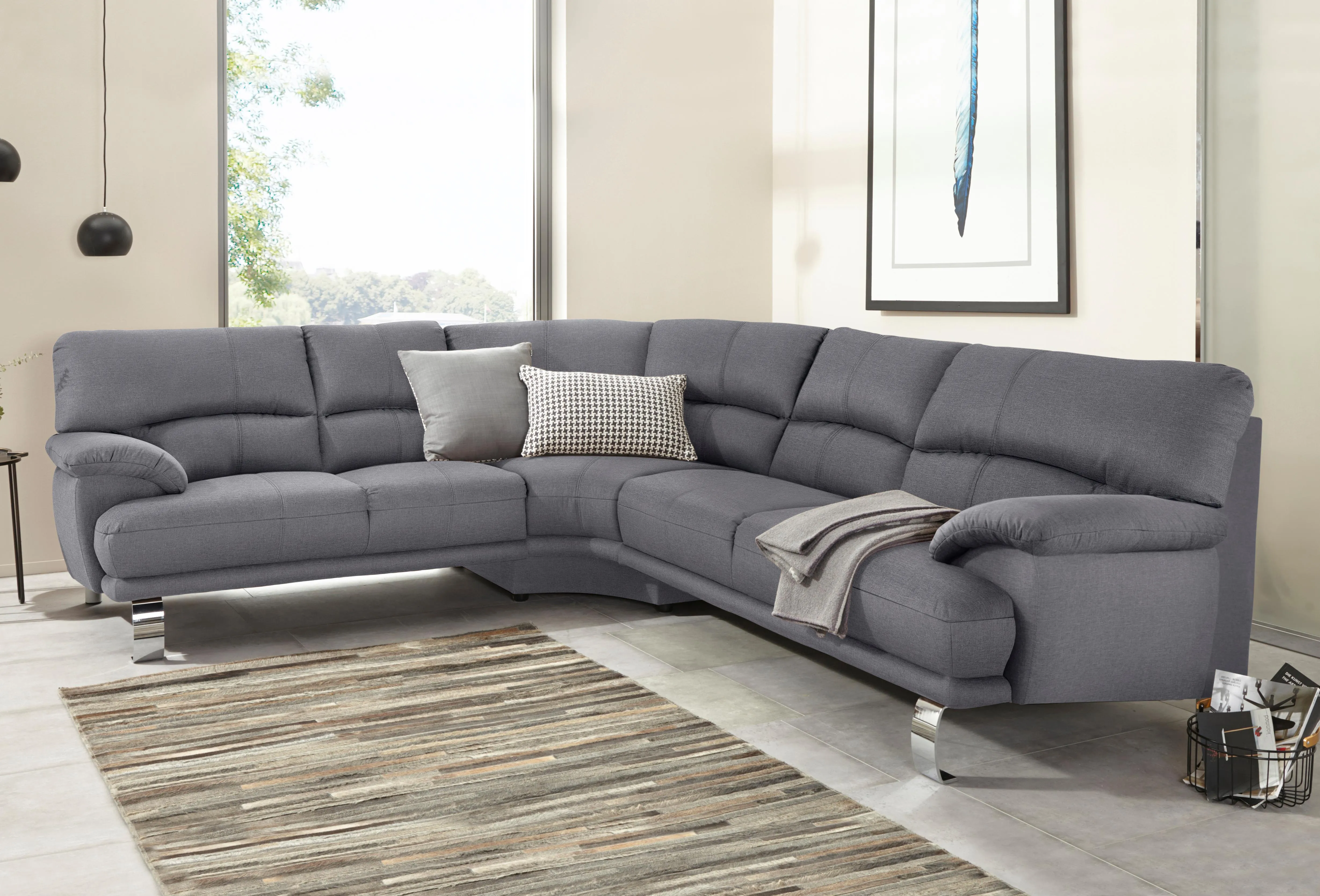 TRENDMANUFAKTUR Ecksofa »Cecilia II, in italienischen Design, bequem, hoher Sitzkomfort, L-Form«, extrabreite Armlehnen für noch mehr Sitzkomfort TRENDMANUFAKTUR hellgrau