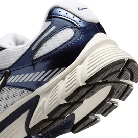 Nike V5 RNR Herren White/White/Midnight Navy 41