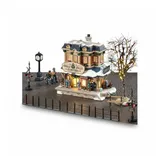 Lemax Holly Jolly Junction Set