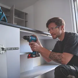 Bosch GSR 18V-45 Professional inkl. 1 x 2,0 Ah