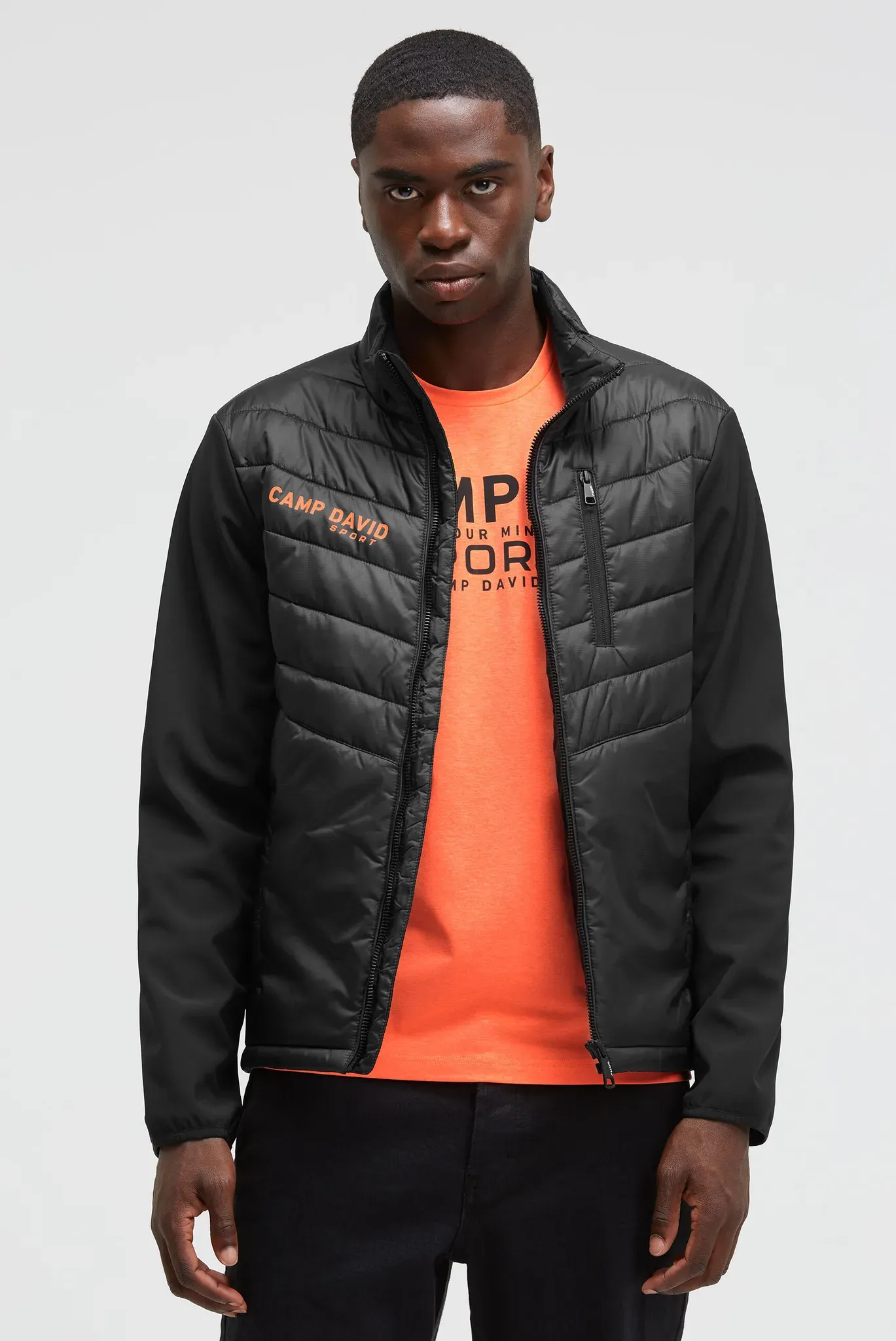 Outdoorjacke CAMP DAVID, Herren, Gr. M, schwarz, Softshell, Material Vorderteil: 100% Polyester, Material Rückenteil: 97% Polyester, 3% Elasthan, Futter: 100% Polyester, Füllung: 100% Polyester, bedruckt, bestickt, regular fit normal, eingesetzt elastischer Bund, Jacken Outdoorjacke, mit Brusttasche