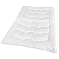 Traumschloss Premium Faserbettdecke normal 135 x 200 cm Maximum an Volumen, Anschmiegsambarkeit und Feuchtigkeitsmanagement - Weiß