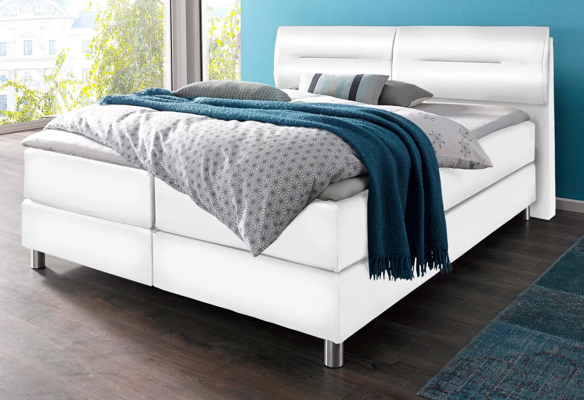 Boxspringbett MAINTAL, weiß, Kunstleder, Liegefläche B/L: 180cm x 200cm, H3, 7-Zonen-Kaltschaummatratze, Bezug bei beige, anthrazit und hellgrau: pflegeleichter Strukturstoff (100% Polyester);Bezug bei weiß und schwarz: Kunstleder (100% Polyurethan);Spiegelfläche der Matratzen: Material angeben (100% Polyester), Komplettbetten, Boxspringbett, inkl. Topper
