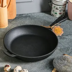 MAYSTERNYA Bratpfanne aus Gusseisen – ø 24 x 4 cm – Gusseisenpfanne für alle Wärmequellen – Metallgriff – PFAS-frei – Schwarz