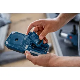 Bosch Professional GMS 120-27 mit Tasche; 2 x 1,5 V LR6-Batterie (AA)