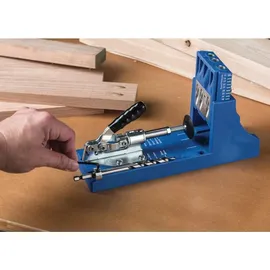 Kreg Jig K4 Starter Set ( K4 ) Tischler Komplettset Verbindungssystem aus Holz mit Bohrschablone K4, Stufenbohrer, Bit, Schrauben und Stopfen