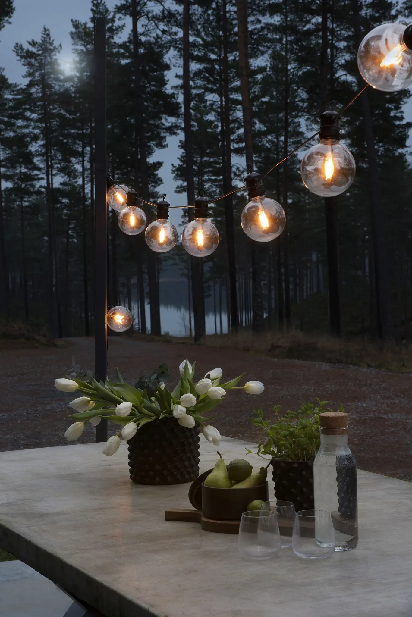 KONSTSMIDE LED-Lichterkette, Energieeffizienz: F (A-G), schwarz, Dioden 10 Stk. Flammen 10 Stk., Kabellänge 10,85m x Gesamtlänge 20m, Lichterketten, LED globe Biergartenkette System Basis-Set, retro Design