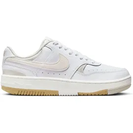 Nike Gamma Force Damen White/Light Bone/Sanddrift/Phantom 44,5