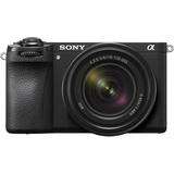 Sony Alpha 6700 mit Objektiv E 18-135mm