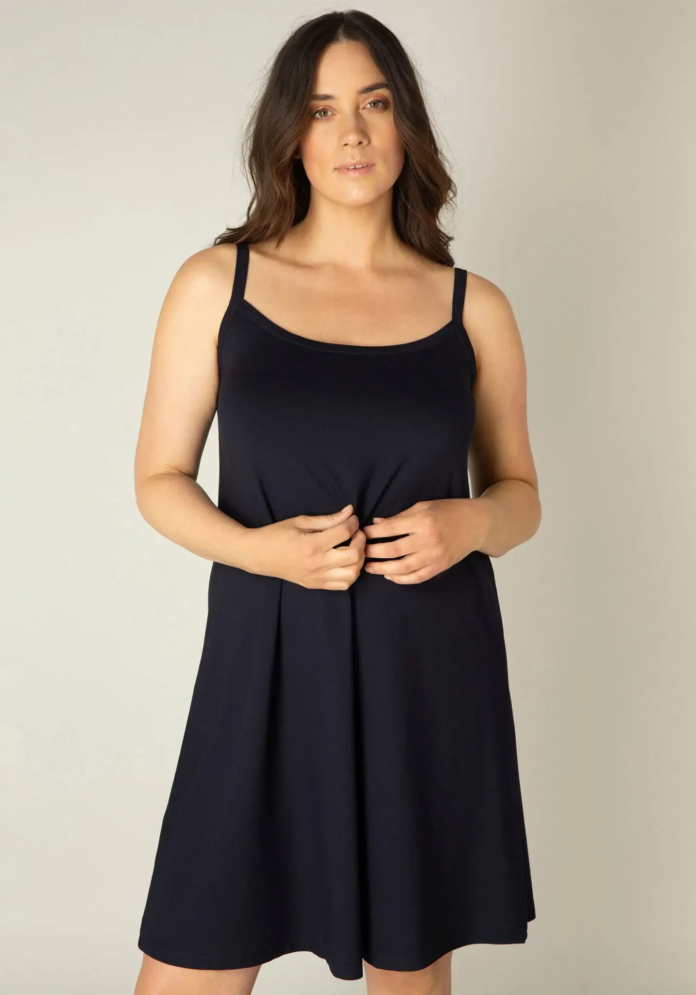 Base Level Curvy Trägerkleid »Alissa«, Verstellbare Träger Base Level Curvy navy dark blue 52