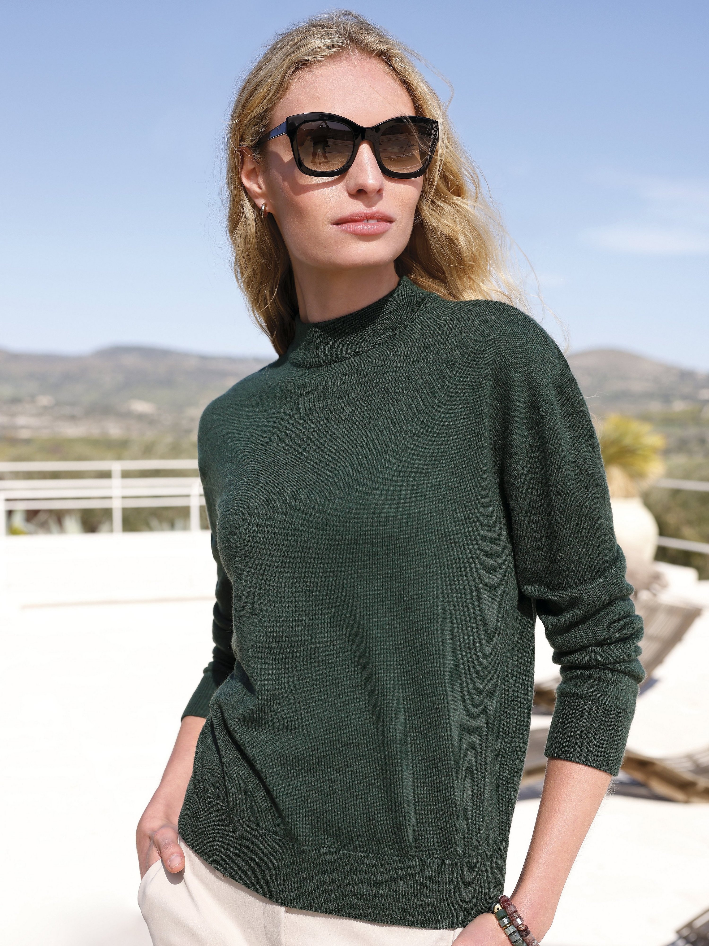 Le pull manches longues  Peter Hahn vert