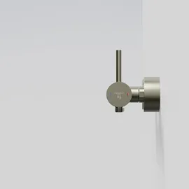 Steinberg Serie 100 Duscharmatur Aufputz-Einhebelmischer für 1 Verbraucher Brushed Nickel 1001220BN