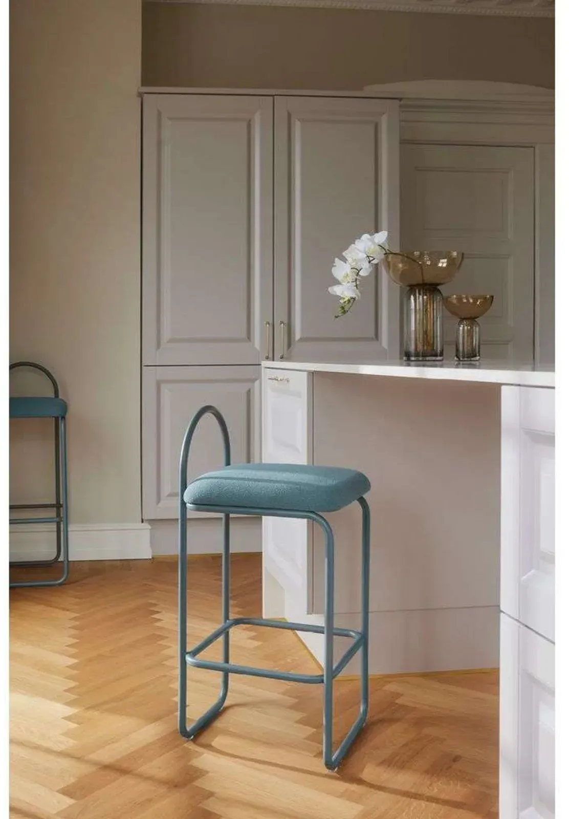 Barstühle AYTM, für Küche, Aluminium - 37 - 39 - 82.5