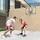 sportnow Basketballkorb mit Rückwand, Outdoor Basketballbrett mit Ø45 cm Stahlkorb und Netz, Wandmontage, für Jugendliche Erwachsene, Weiß