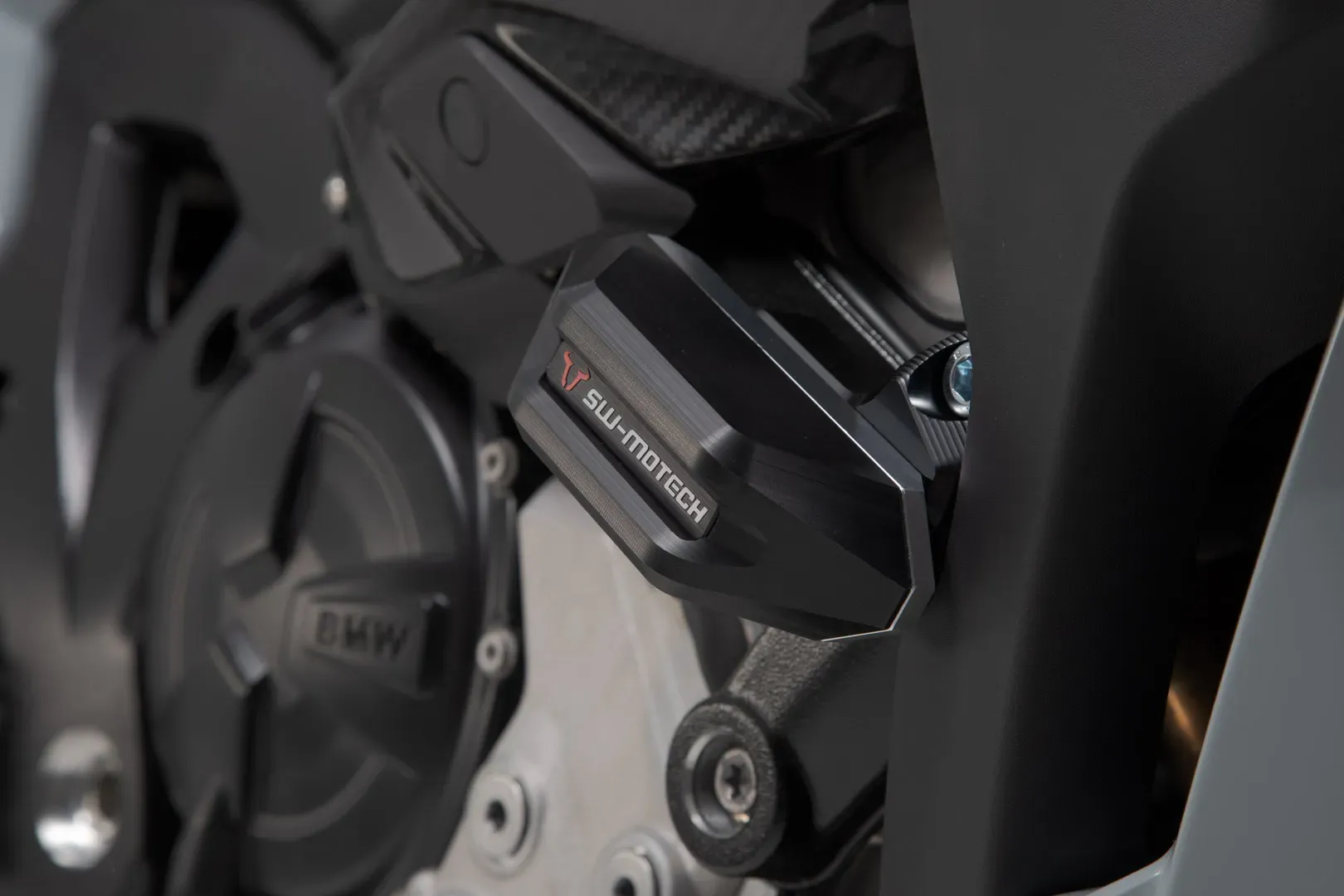 SW-Motech Sturzpad-Kit - Schwarz. BMW S 1000 XR (19-23).