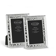 Edzard 2er Set Fotorahmen Bilderrahmen Gubbio (10x15 cm, edel versilbert, anlaufgeschützt, 2 Aufhänger