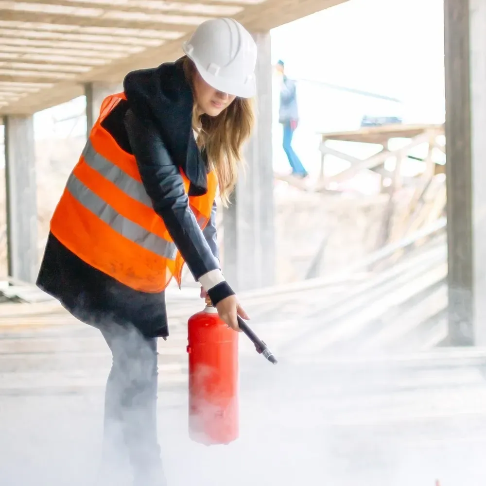 Individuelle Brandschutzhelfer-Ausbildung - Exklusive Vor-Ort Schulung für Ihr Unternehmen