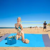 Picknickdecken 210 x 200 cm, große Strandmatte für Campingausflüge auf Gras, Wasser- und sandfest, faltbar, schnell trocknend, leicht mit Tragetasche und 4 festen Nägeln – Blau