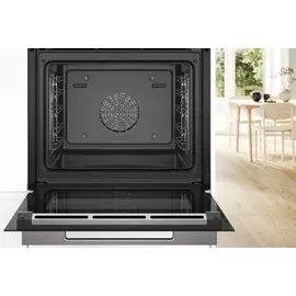 Bosch Serie 8 HBG7363B1 Backofen