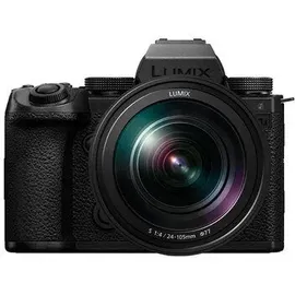Panasonic Lumix DC-S5 II X + Lumix S 24-105 mm F4 Macro OIS