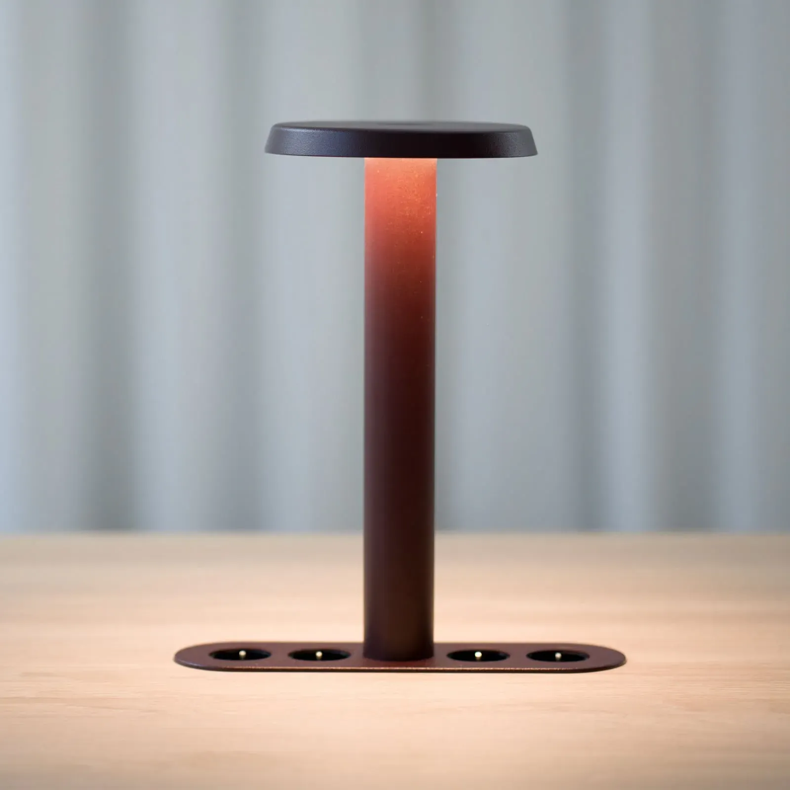 Tischleuchte NOMAD COLLECTION, NOMAD LAMP 02, dimmbar, Rot, für Wohnzimmer, Aluminium, Design - 32.1