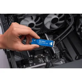 Western Digital WD. Blue® SN5000 NVMeTM PCIe® Gen4, 5.500 MB/s Lesen, 5.000 Schreiben, 1200 TBW SSD, 4 TB SSD M.2 via PCIe, intern